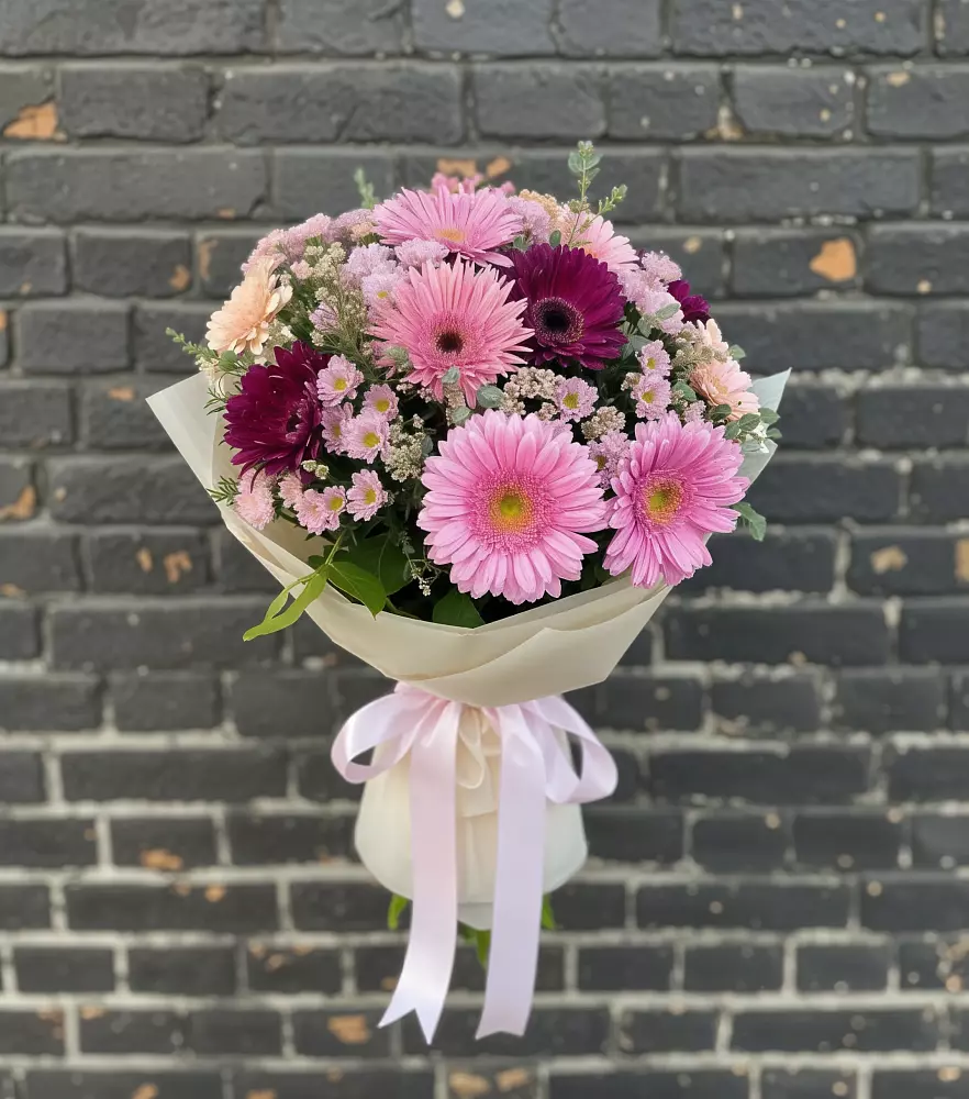 Букет цветов из: Герберы и Хризантемы в Истобном