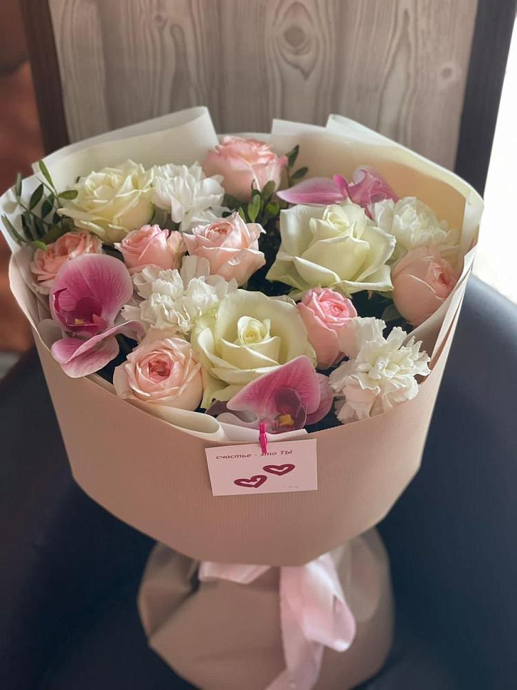 Букет цветов из: Орхидеи, Розы и Гвоздики в Истобном