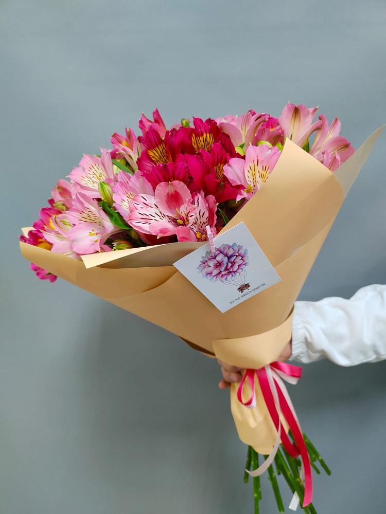 Букет цветов из: Альстромерии в Истобном