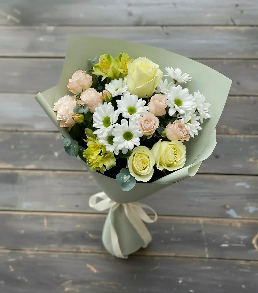 Букет цветов из: Альстромерии, Розы и Хризантемы в Истобном