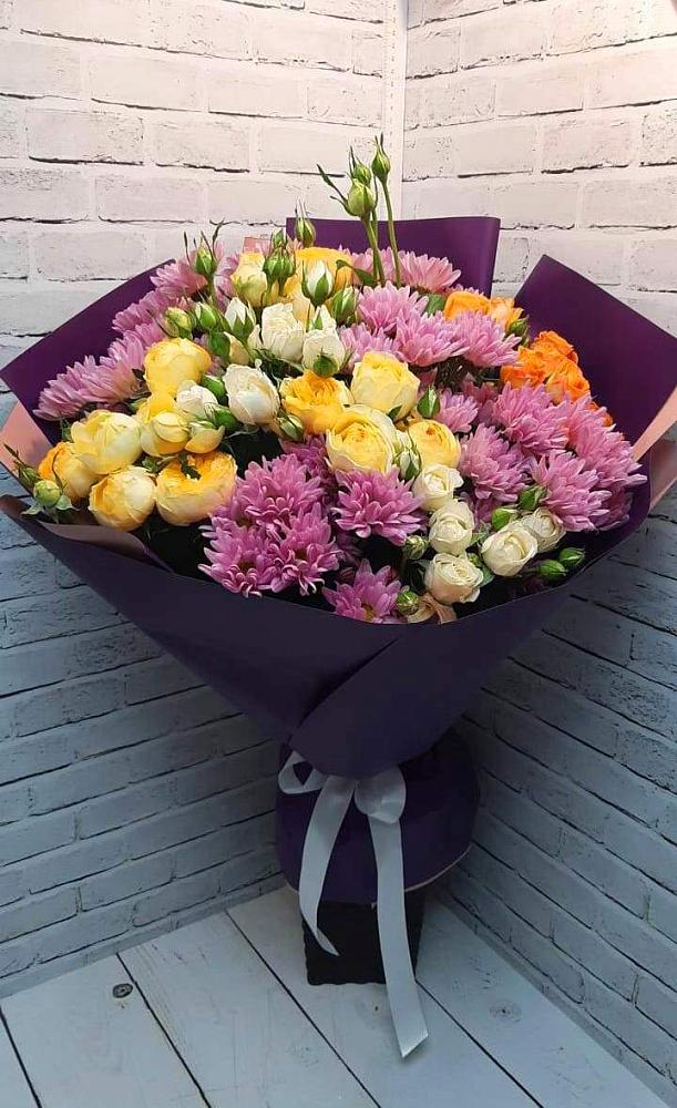 Букет цветов из: Хризантемы и Розы в Истобном