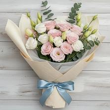 Букет цветов из:  Лизиантусы в Истобном