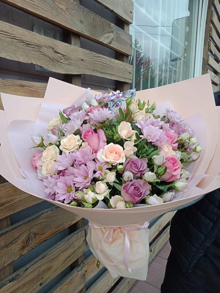 Букет цветов из: Розы и Хризантемы в Истобном