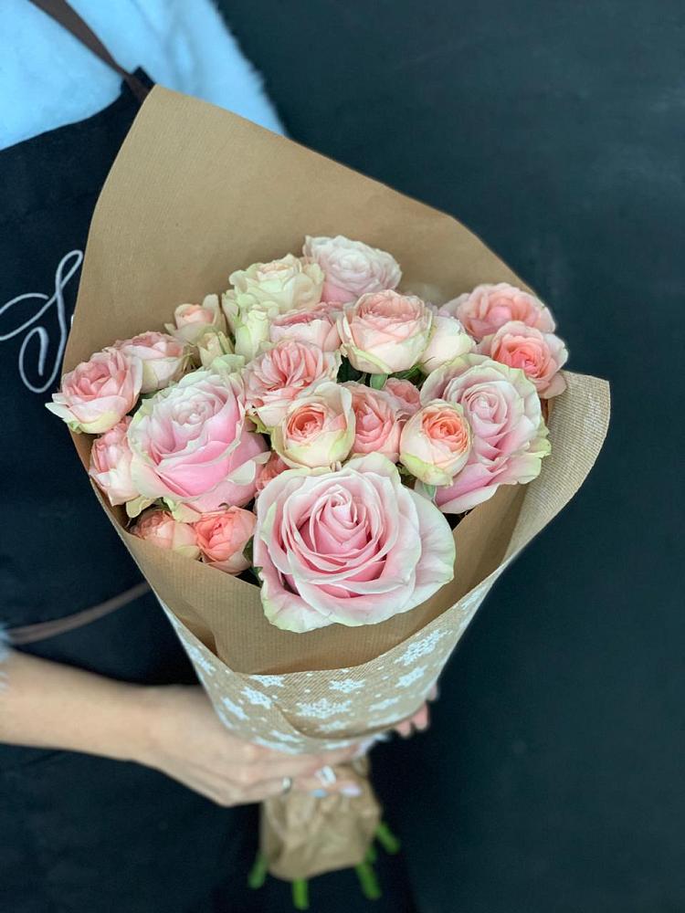 Букет цветов из: Хризантемы и Розы в Истобном