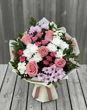 Букет цветов из:  Альстромерии, Гвоздики, Розы и Хризантемы #REPLACE_PRED# Истобном
