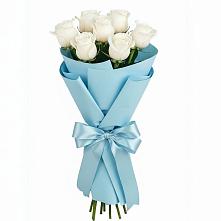 Букет 7 белых роз Проуд в Истобном