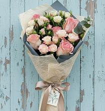 Букет цветов из:  Розы #REPLACE_PRED# Истобном