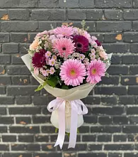 Букет цветов из:  Герберы и Хризантемы в Истобном
