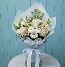 Букет цветов из:  Розы и Лизиантусы в Истобном