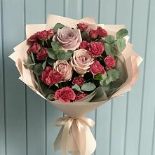 Букет цветов из:  Гвоздики и Розы в Истобном