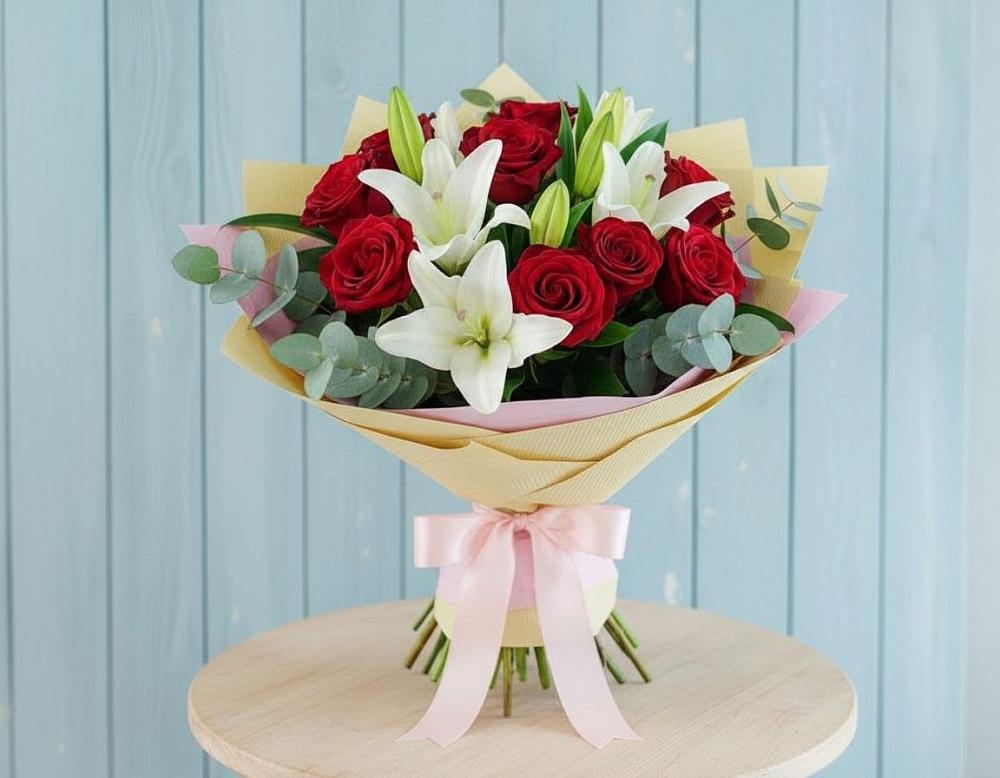 Букет цветов из: Лилии и Розы в Истобном